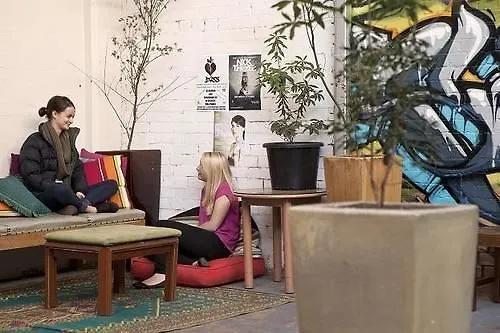 Tassie Backpackers At The Brunswick Hotel Hobart